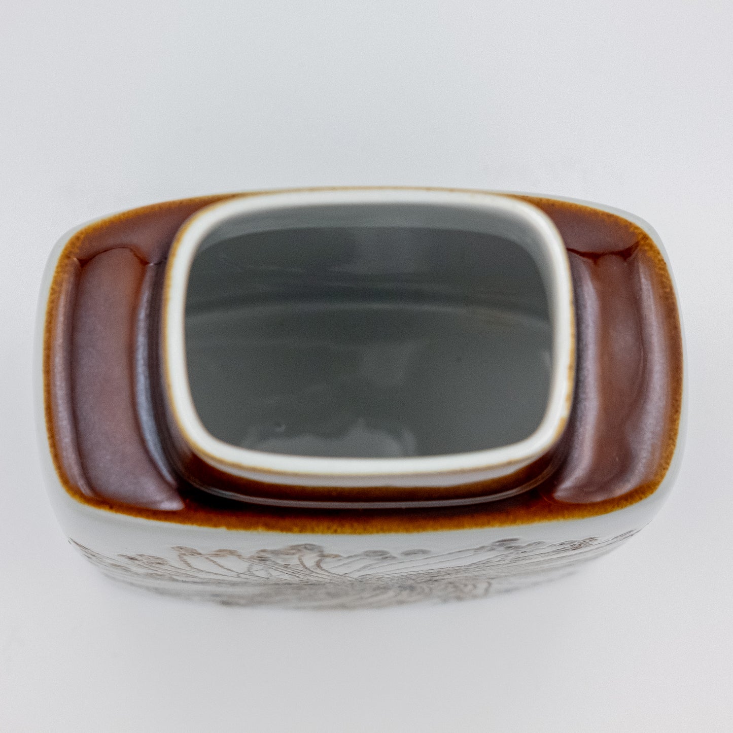 スクエアベース|ロイヤルコペンハーゲン Royal Copenhagen|バッカ Baca|Ellen Malmer