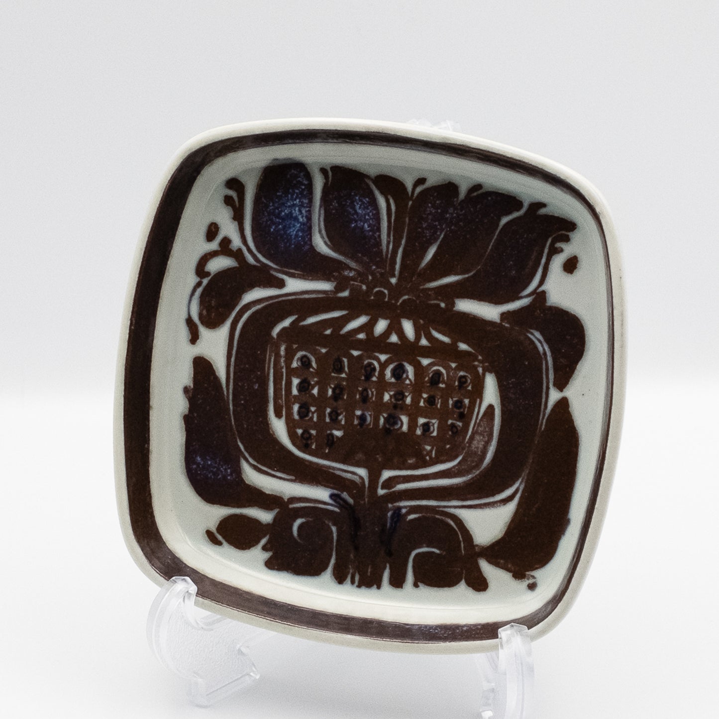 スクエアプレート｜ロイヤルコペンハーゲン Royal Copenhagen｜バッカ Baca｜Johanne Gerber