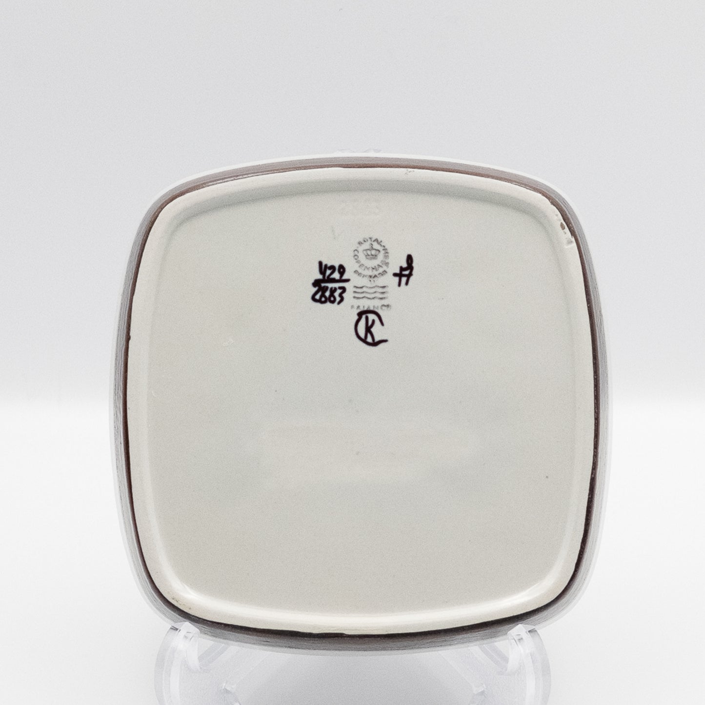 スクエアプレート｜ロイヤルコペンハーゲン Royal Copenhagen｜バッカ Baca｜Johanne Gerber